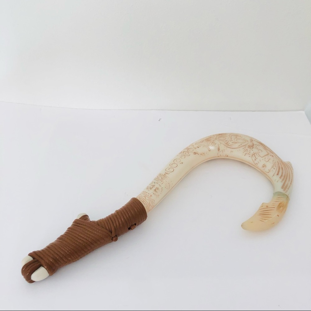 Disney Maui Hook Toy Jakks